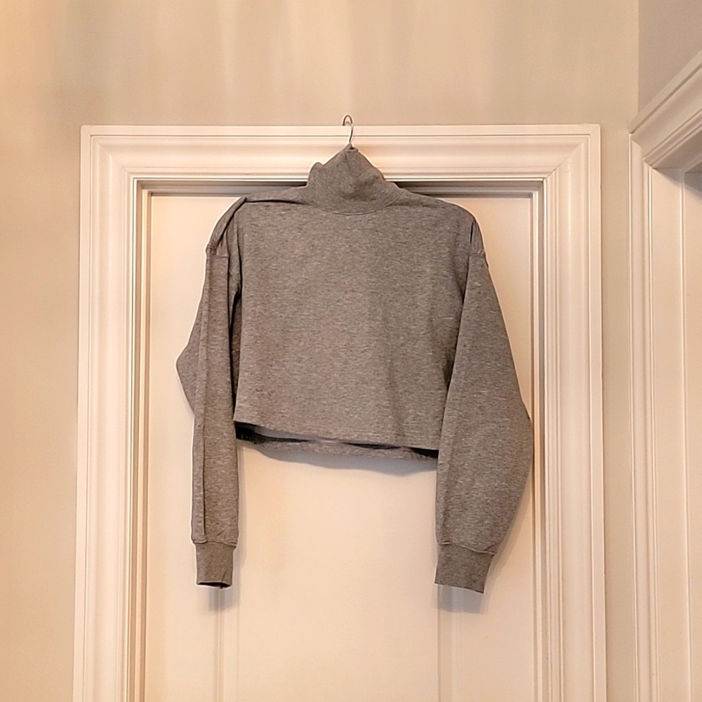 Crop sweat shirt